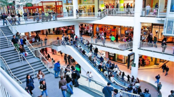 انتبه للموعد الجديد.. 11 مساء «ساعة الصفر» لإغلاق المحلات في احتفالات عيد القيامة